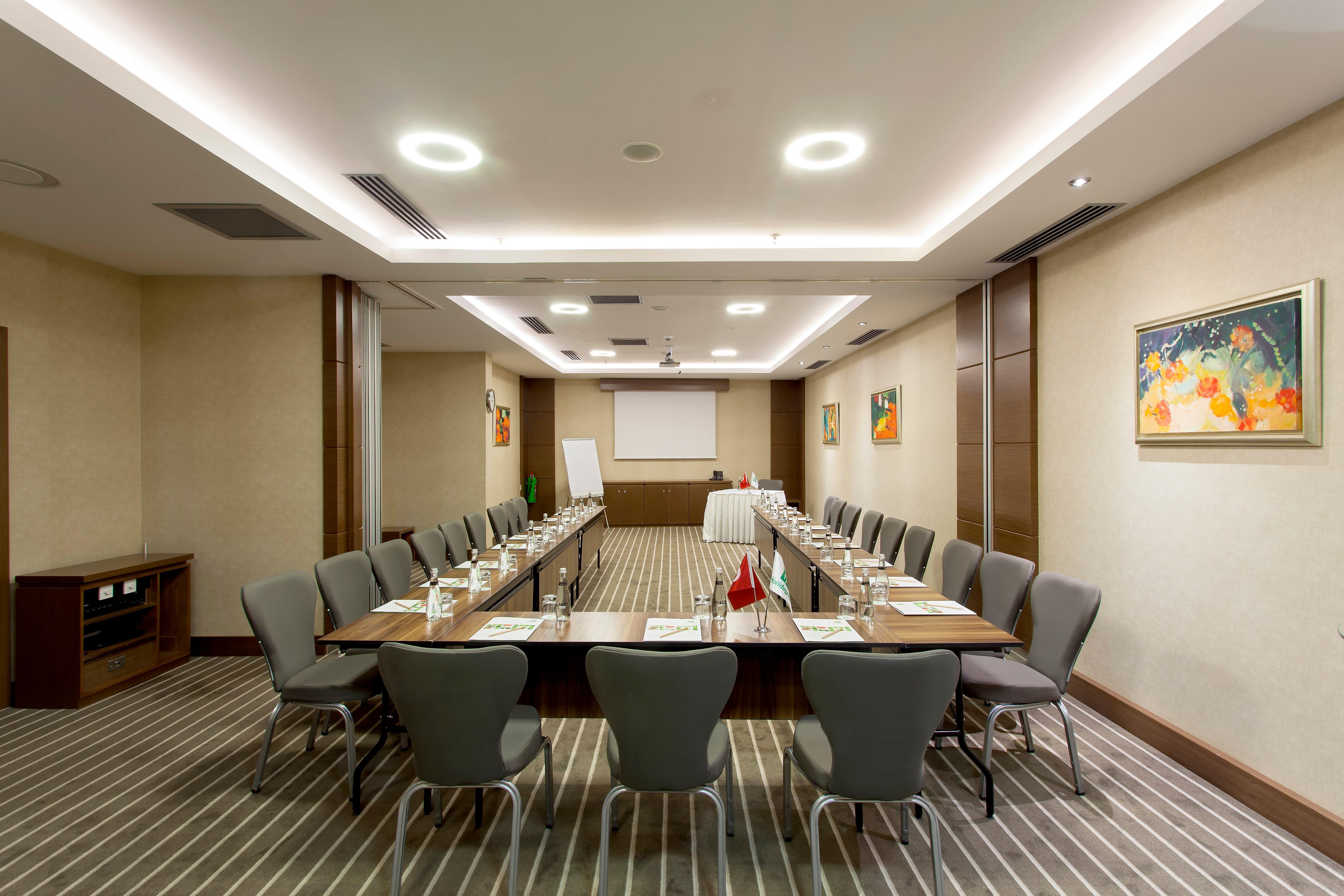 Ankara-kavaklidere, An Ihg Otel 4*